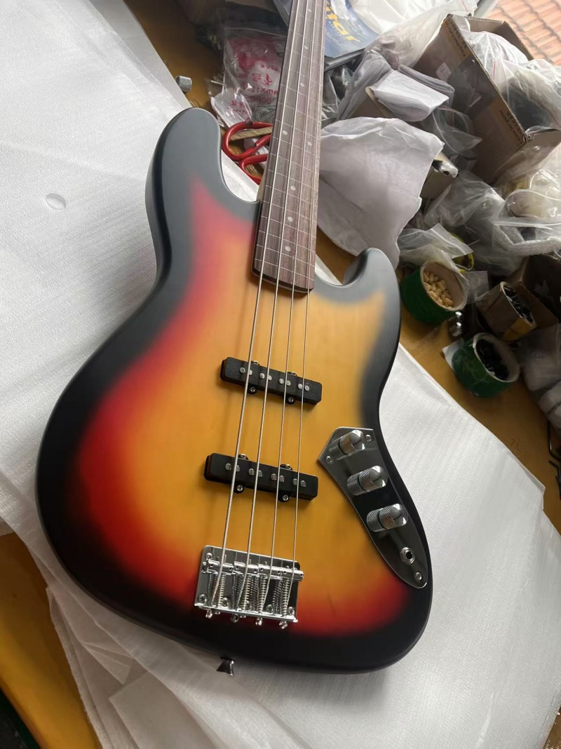 Bass Guitar Fretless - Consegna gratuita di basso elettrico a