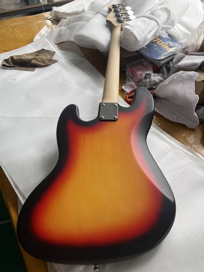 Consegna gratuita di basso ele - Bass Guitar Fretless recensione e prezzo